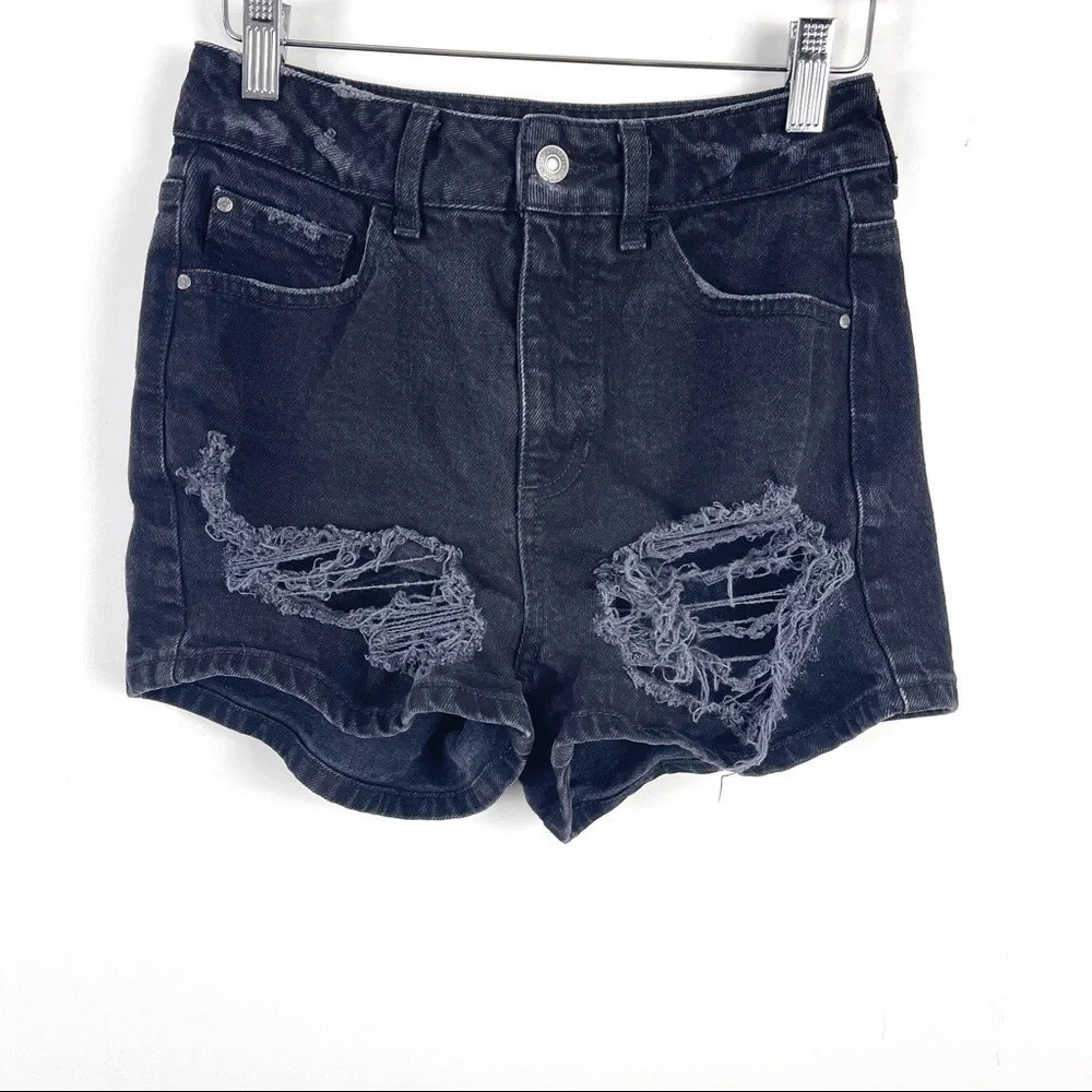 GUESS Black Distressed High Waisted Denim Shorts Women’s Size 25 Cutoff